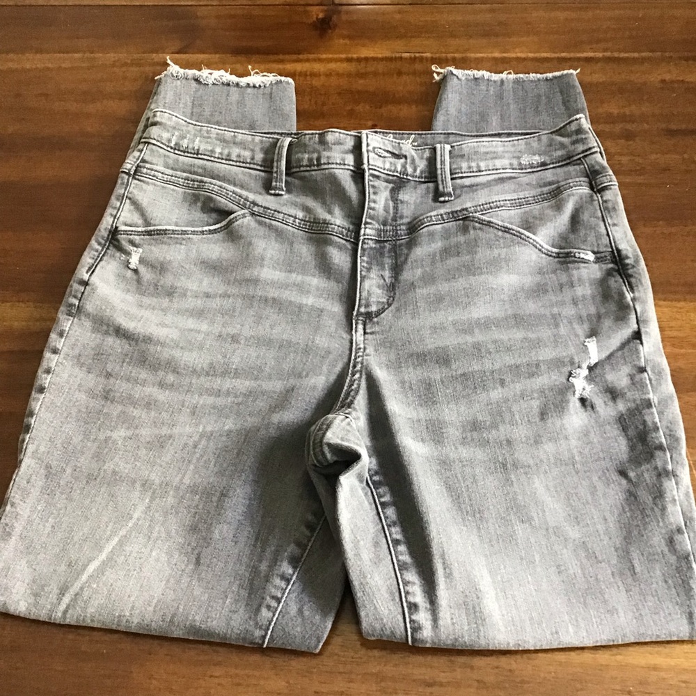 Universal Thread Gray Distressed Denim Shorts